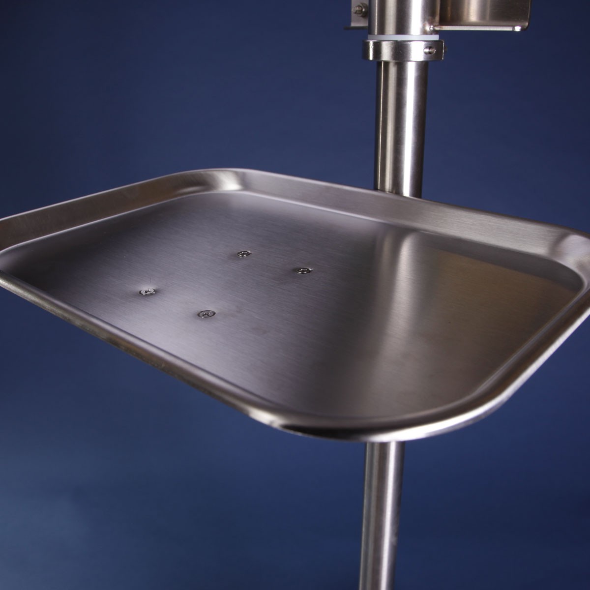 ez-systems-mayo-tray-anesthesia-pole-stand-attachment-vetmax